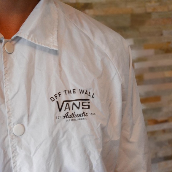 Vans Other - Vans White Button-Up Jacket AW17 Vintage L